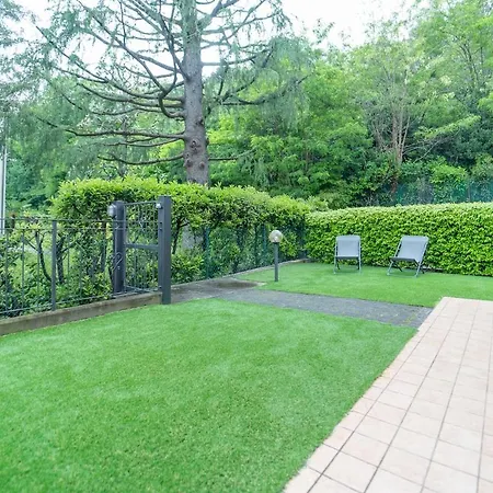 アパート With Private Garage, Garden And Wifi San Fermo della Battaglia