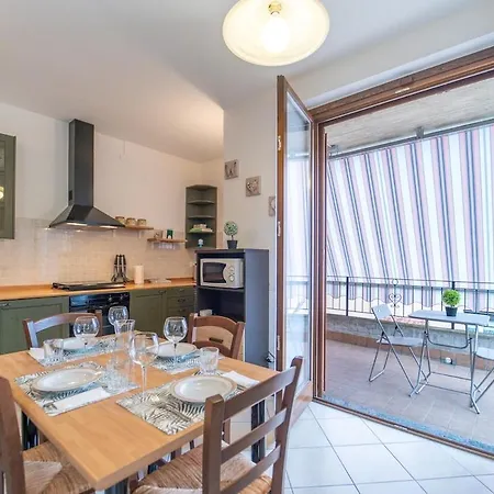 アパート With Private Garage, Garden And Wifi *